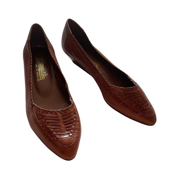 Vintage 70s Boho Leather Wedges Woven Whipstitch Almond Toe Caramel Brown 6.5 - Picture 1 of 13